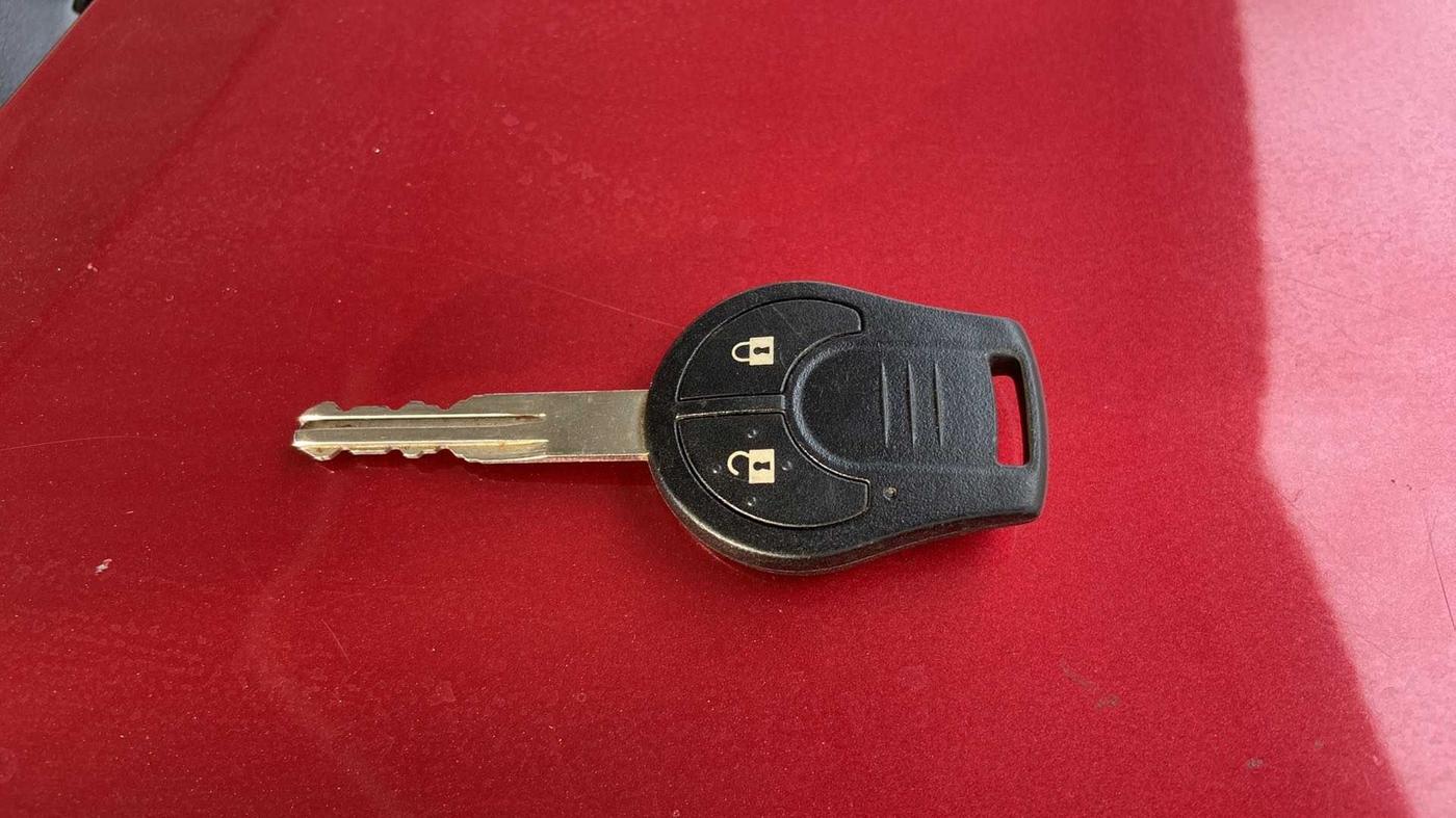 2015 Nissan Micra Active XV SAFETY PACK, Petrol, Manual, 55,738 km, Key Close Up