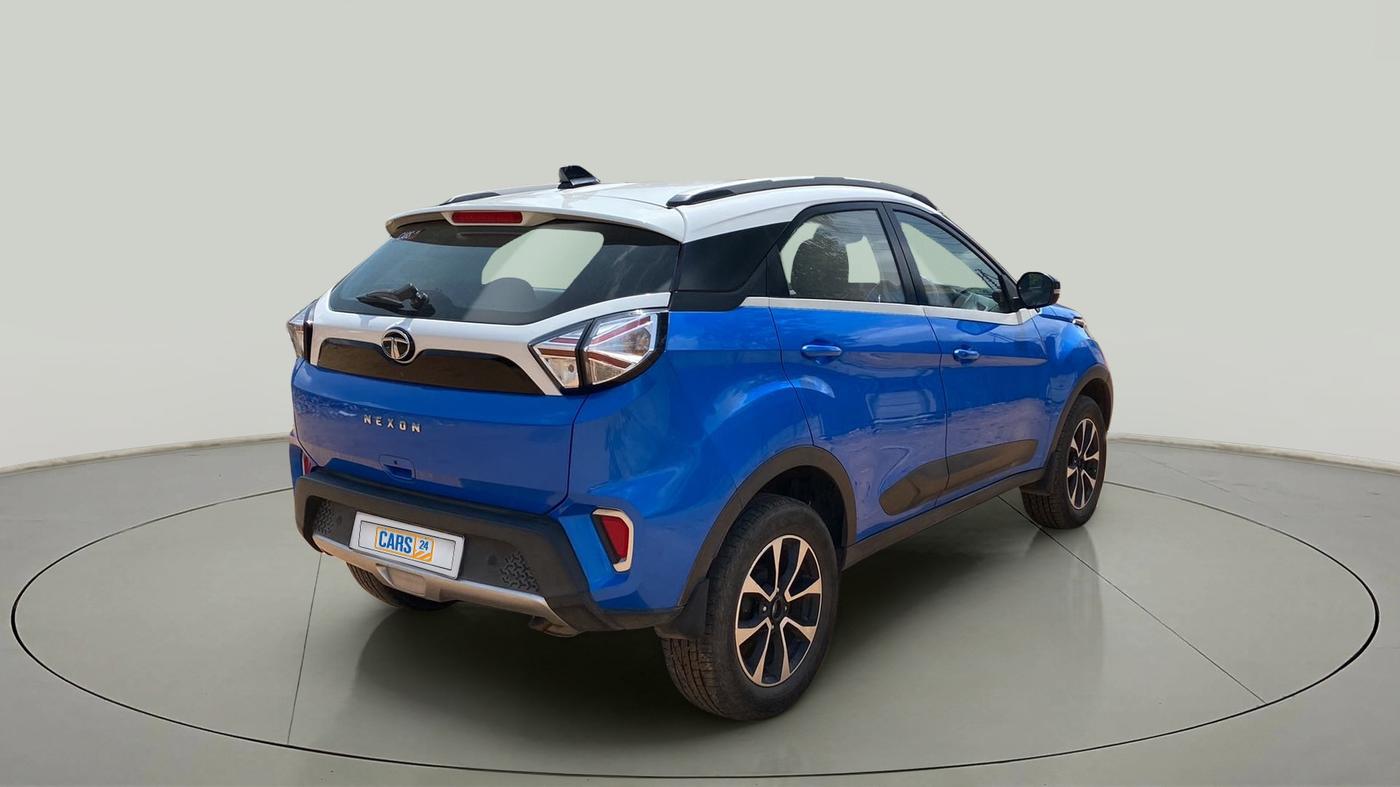 2020 Tata NEXON XZ PLUS (O) PETROL DUAL TONE, Petrol, Manual, 23,529 km, Right Back Diagonal