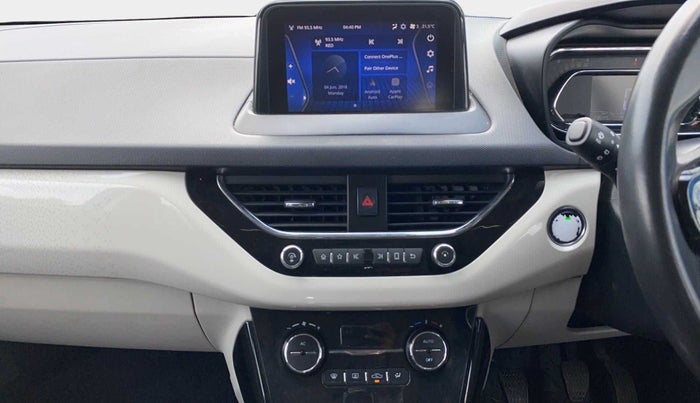 2020 Tata NEXON XZ PLUS (O) PETROL DUAL TONE, Petrol, Manual, 23,529 km, Air Conditioner
