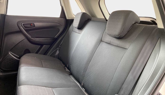 2020 Maruti Vitara Brezza VXI, Petrol, Manual, 28,829 km, Right Side Rear Door Cabin