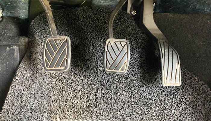 2020 Maruti Vitara Brezza VXI, Petrol, Manual, 28,829 km, Pedals