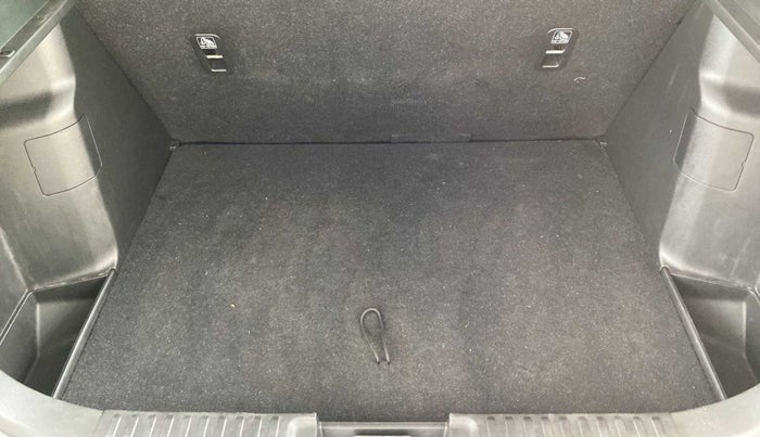 2020 Maruti Vitara Brezza VXI, Petrol, Manual, 28,829 km, Boot Inside