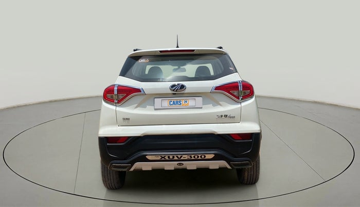 2019 Mahindra XUV300 W6 1.2 PETROL, Petrol, Manual, 41,116 km, Back/Rear