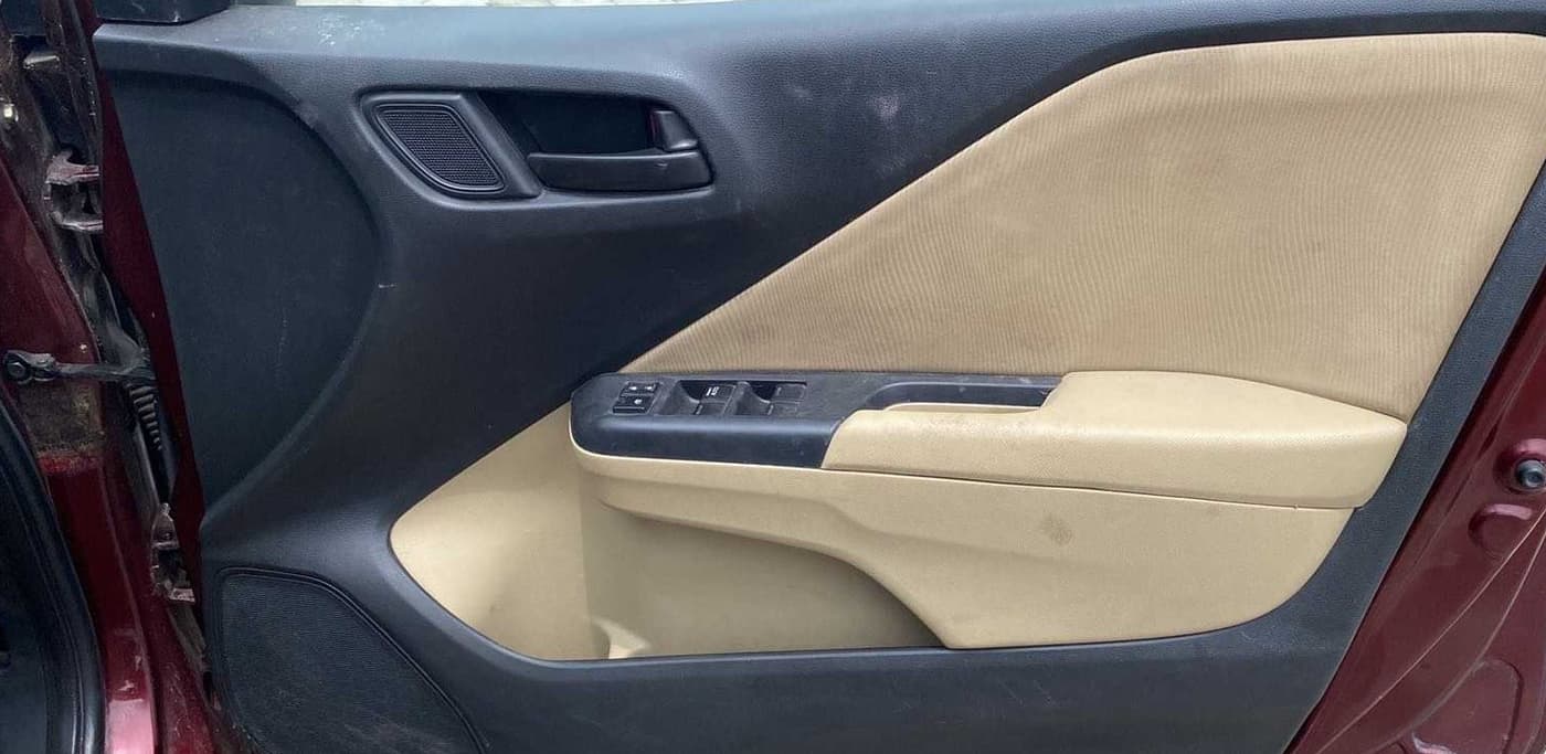 2014 Honda City 1.5L I-VTEC SV CVT, Petrol, Automatic, 51,370 km, Driver Side Door Panels Control