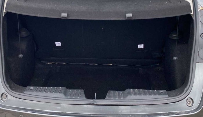 2022 Tata ALTROZ XZA PLUS, Petrol, Automatic, 11,097 km, Boot Inside