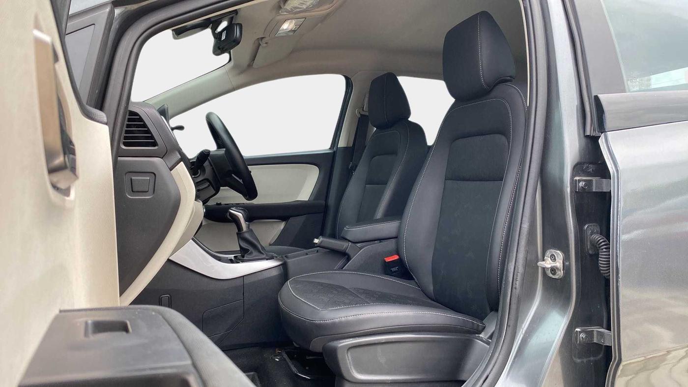 2022 Tata ALTROZ XZA PLUS, Petrol, Automatic, 11,097 km, Right Side Front Door Cabin