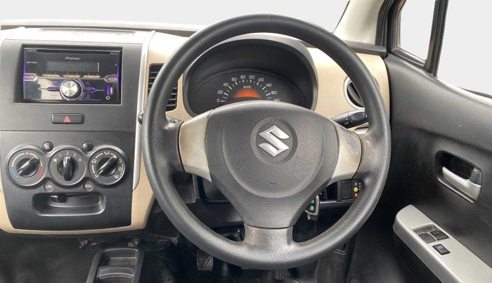2017 Maruti Wagon R 1.0 LXI CNG, CNG, Manual, 1,15,773 km, Steering Wheel Close Up