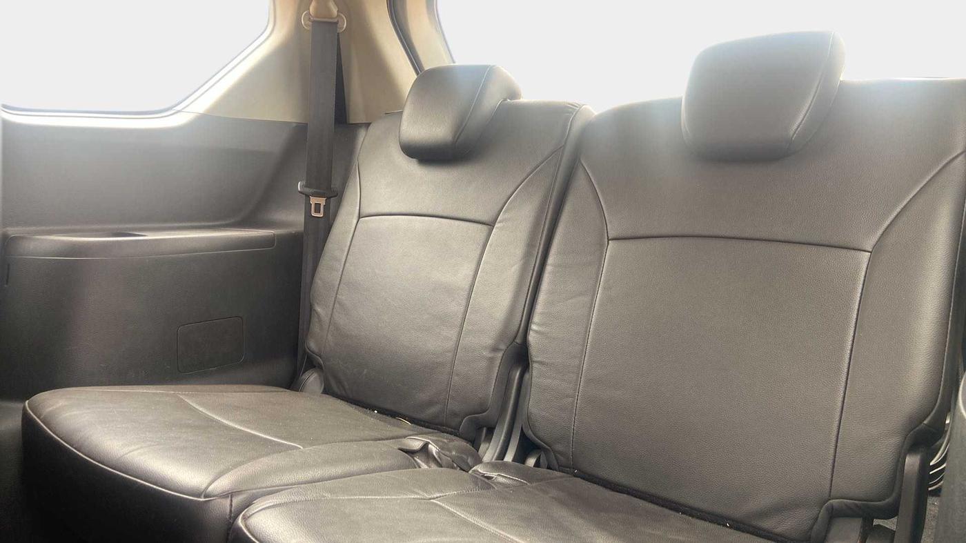 2021 Maruti XL6 ALPHA AT, Petrol, Automatic, 38,819 km, Third Seat Row ( optional )