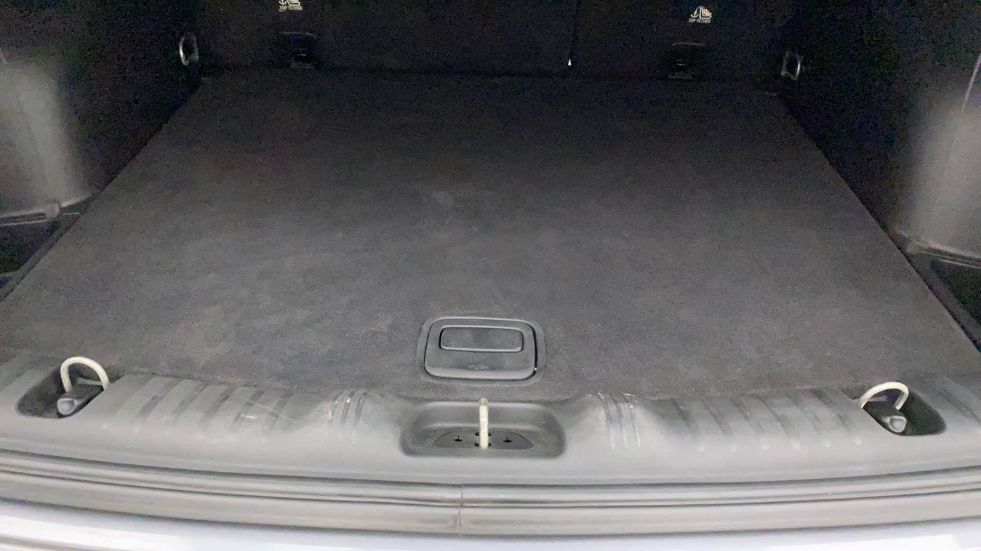 2018 Jeep Compass LIMITED 1.4 PETROL AT, Petrol, Automatic, 38,973 km, Boot Inside