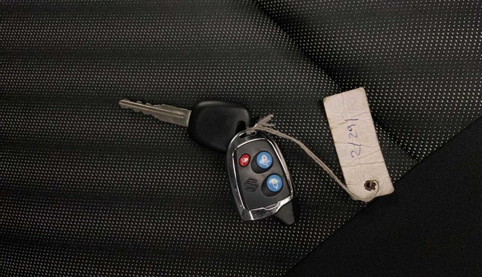 2021 Maruti Swift LXI, Petrol, Manual, 24,003 km, Key Close Up
