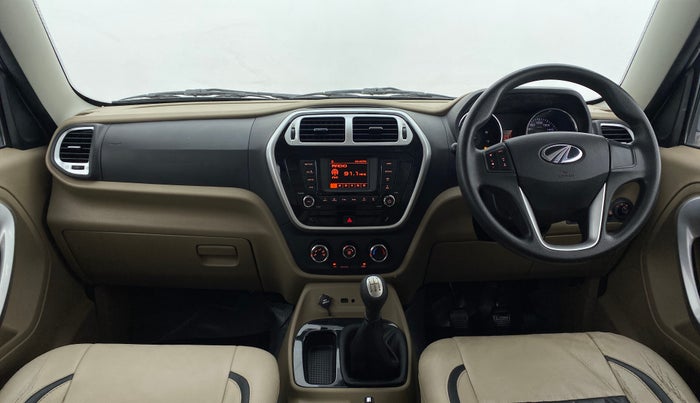 2017 Mahindra TUV300 T8, Diesel, Manual, 39,144 km, Dashboard