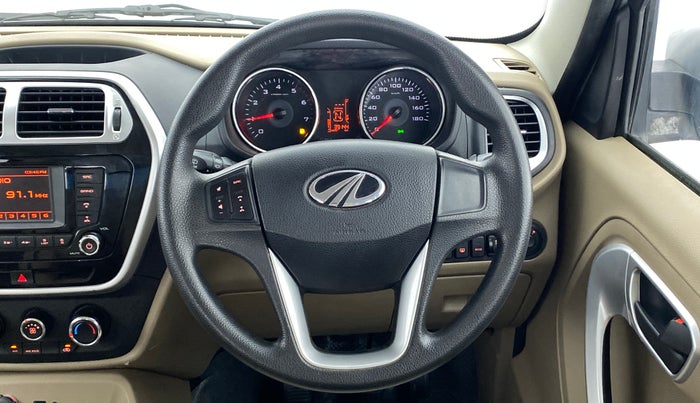 2017 Mahindra TUV300 T8, Diesel, Manual, 39,144 km, Steering Wheel Close Up