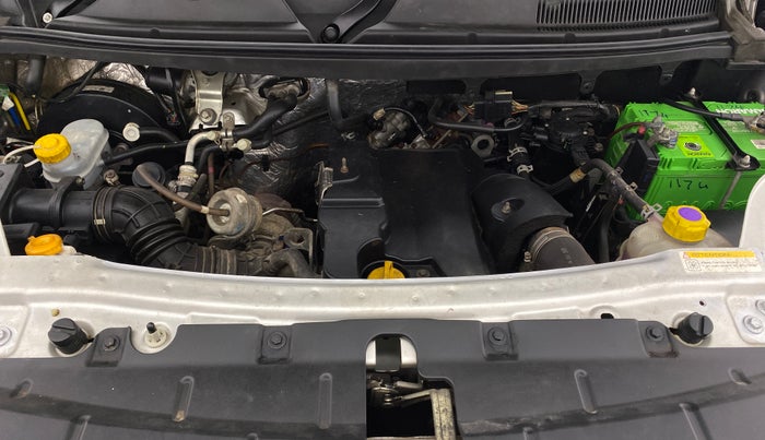2017 Mahindra TUV300 T8, Diesel, Manual, 39,144 km, Open Bonet