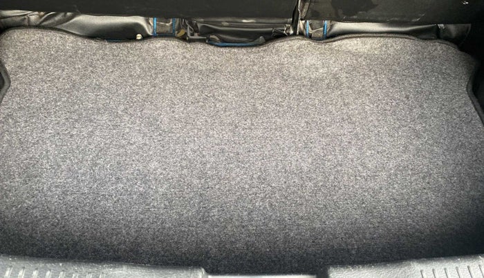 2017 Maruti IGNIS ZETA 1.2 AMT, Petrol, Automatic, 39,347 km, Boot Inside
