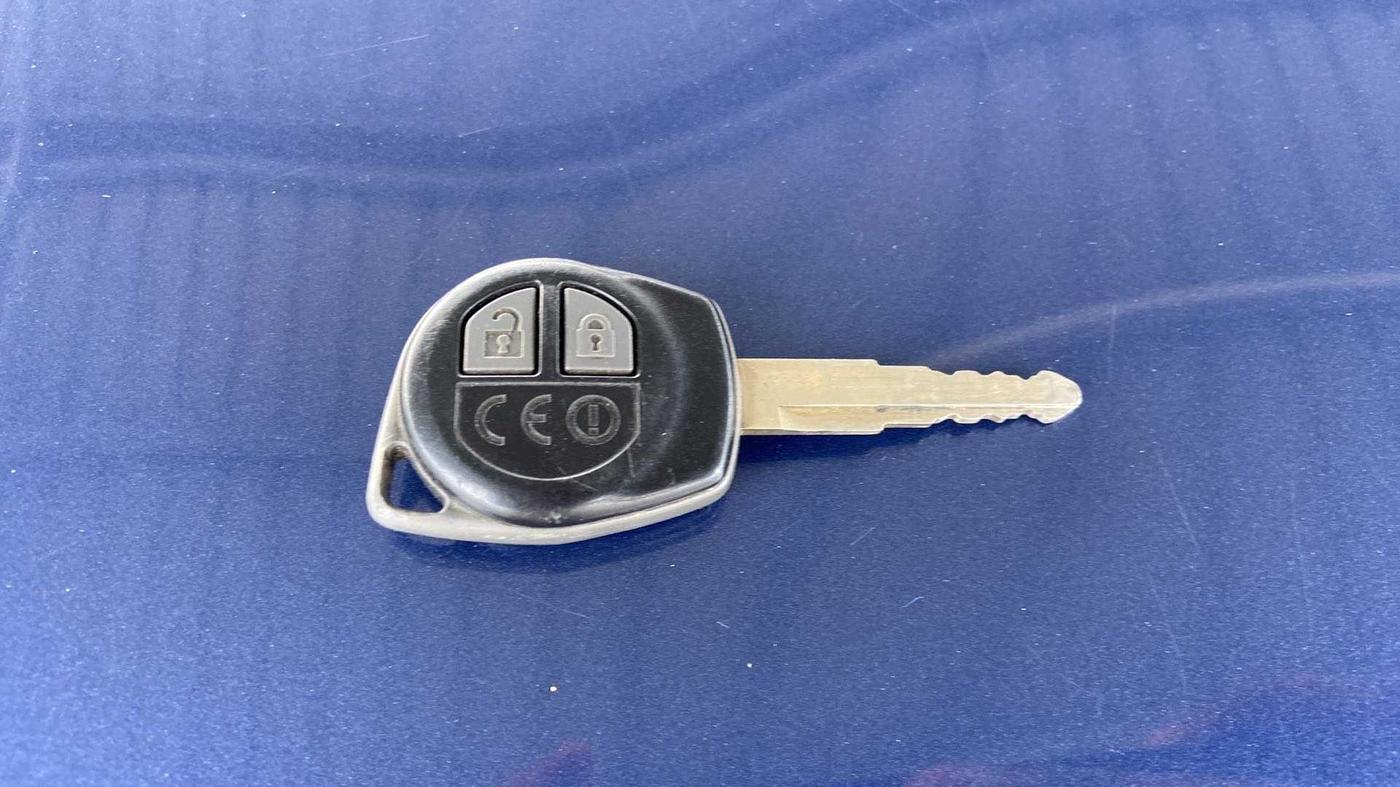 2018 Maruti Dzire VXI, Petrol, Manual, 53,888 km, Key Close Up