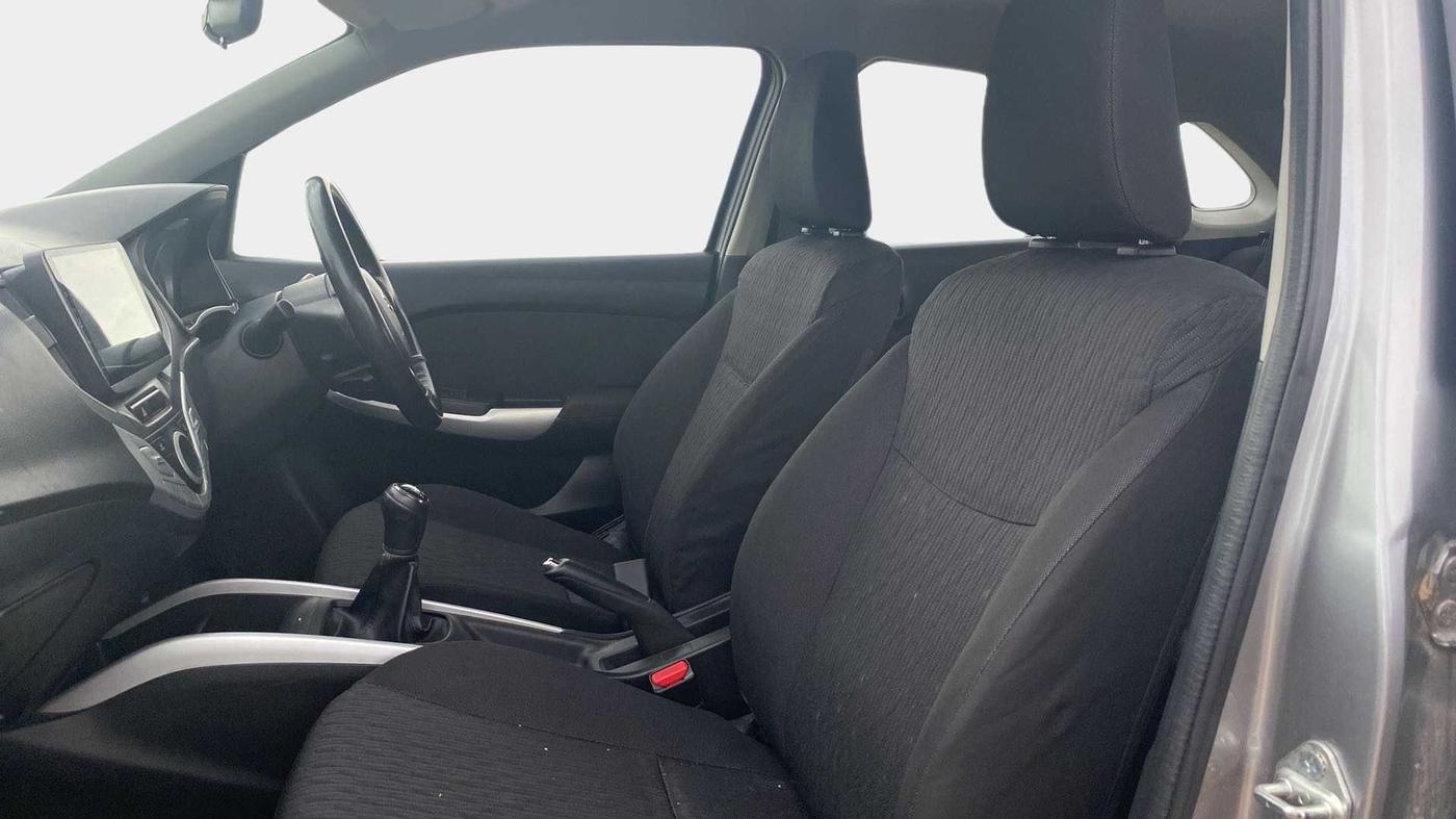 2016 Maruti Baleno DELTA PETROL 1.2, Petrol, Manual, 40,131 km, Right Side Front Door Cabin