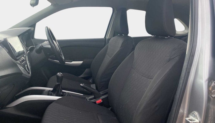 2016 Maruti Baleno DELTA PETROL 1.2, Petrol, Manual, 40,131 km, Right Side Front Door Cabin