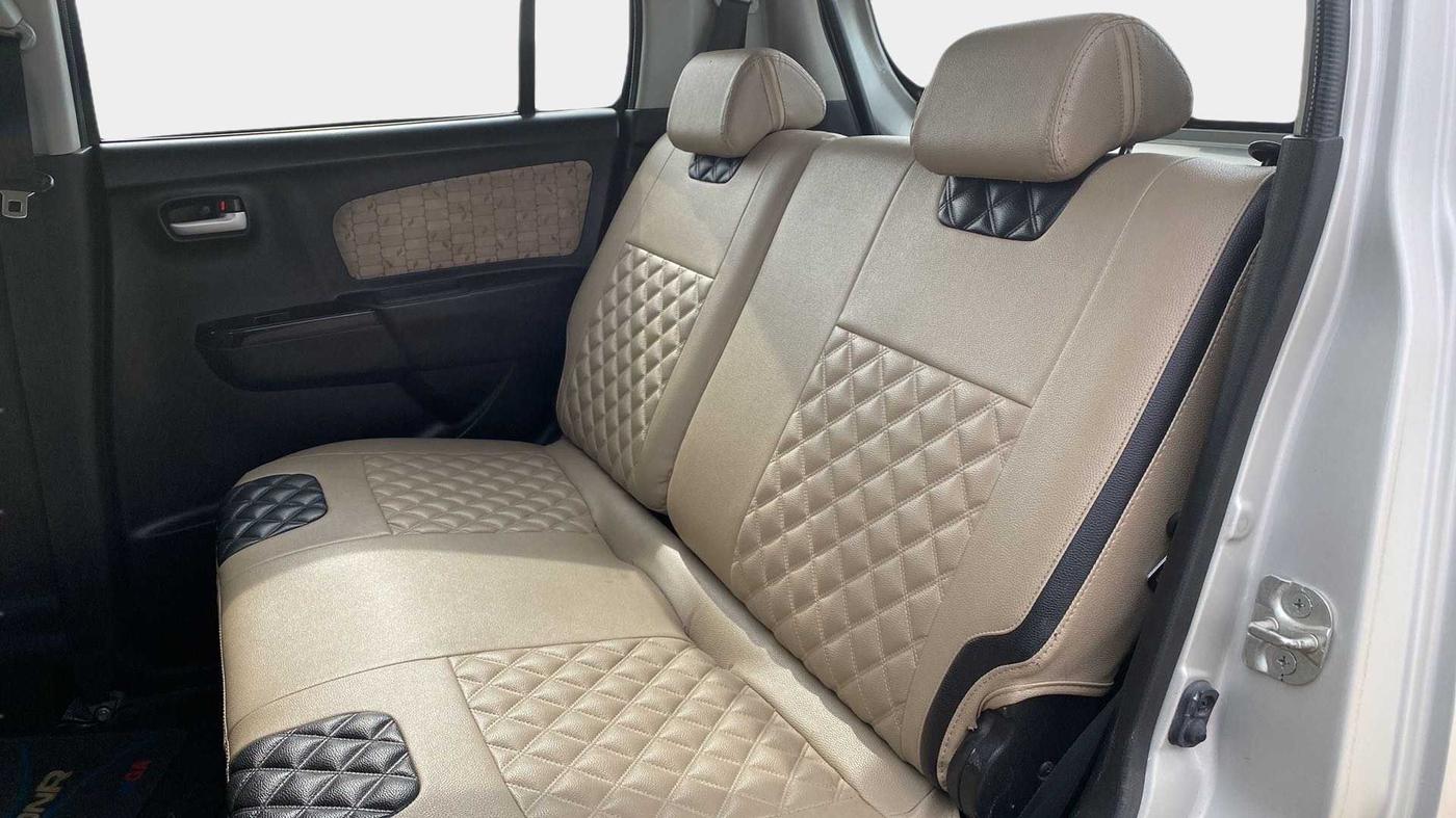 2018 Maruti Wagon R 1.0 VXI AMT, Petrol, Automatic, 64,157 km, Right Side Rear Door Cabin