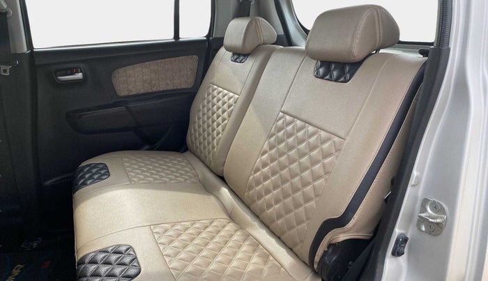 2018 Maruti Wagon R 1.0 VXI AMT, Petrol, Automatic, 64,157 km, Right Side Rear Door Cabin