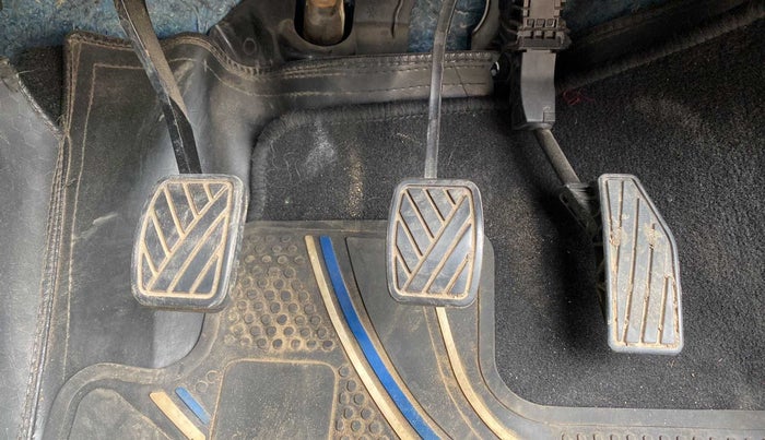 2019 Maruti Baleno ZETA PETROL 1.2, CNG, Manual, 30,049 km, Pedals