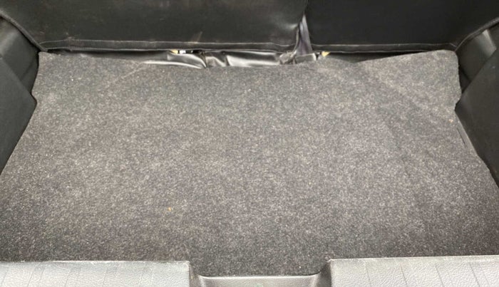 2019 Maruti Baleno ZETA PETROL 1.2, CNG, Manual, 30,049 km, Boot Inside