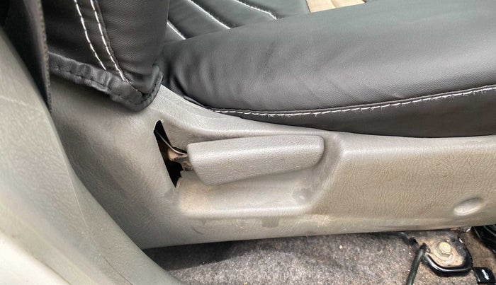 2011 Maruti Alto K10 VXI, Petrol, Manual, 1,23,621 km, Driver Side Adjustment Panel