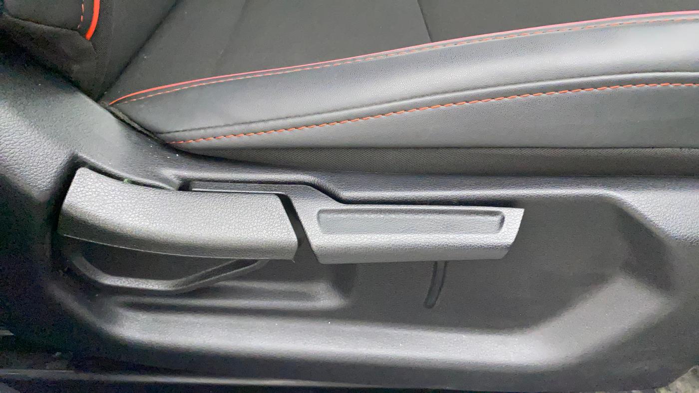 2023 Hyundai GRAND I10 NIOS SPORTZ 1.2 KAPPA VTVT DUAL TONE, Petrol, Manual, 8,830 km, Driver Side Adjustment Panel