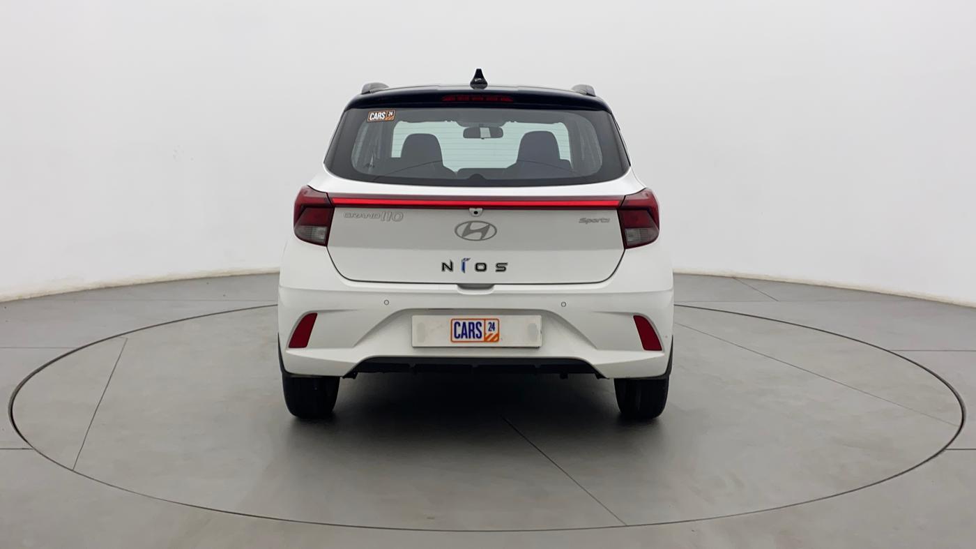 2023 Hyundai GRAND I10 NIOS SPORTZ 1.2 KAPPA VTVT DUAL TONE, Petrol, Manual, 8,830 km, Back/Rear