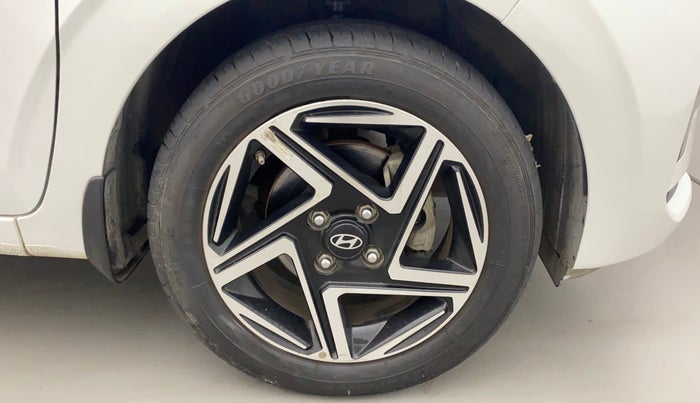 2023 Hyundai GRAND I10 NIOS SPORTZ 1.2 KAPPA VTVT DUAL TONE, Petrol, Manual, 8,830 km, Right Front Wheel