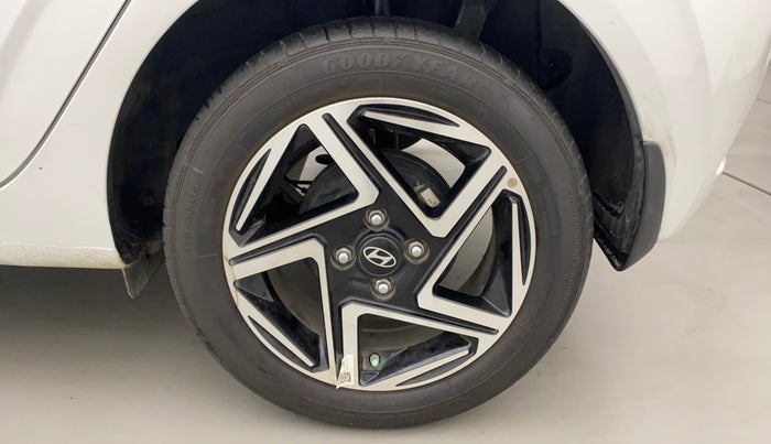 2023 Hyundai GRAND I10 NIOS SPORTZ 1.2 KAPPA VTVT DUAL TONE, Petrol, Manual, 8,830 km, Left Rear Wheel