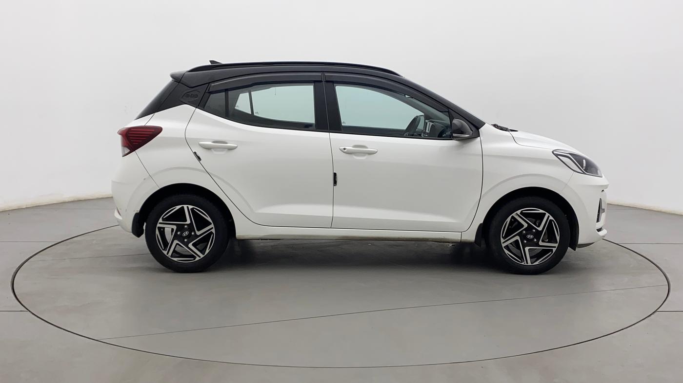 2023 Hyundai GRAND I10 NIOS SPORTZ 1.2 KAPPA VTVT DUAL TONE, Petrol, Manual, 8,830 km, Right Side View