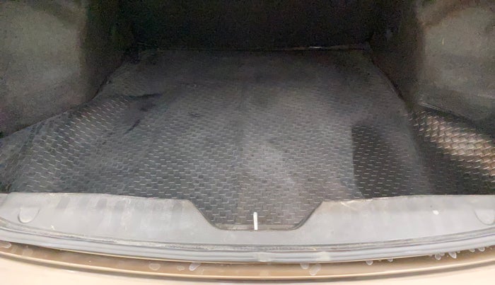 2018 Maruti Ciaz ALPHA  AT 1.4  PETROL, Petrol, Automatic, 40,101 km, Boot Inside