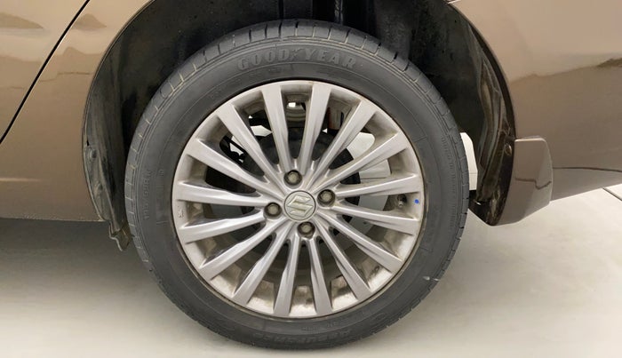 2018 Maruti Ciaz ALPHA  AT 1.4  PETROL, Petrol, Automatic, 40,101 km, Left Rear Wheel