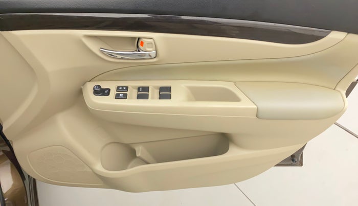 2018 Maruti Ciaz ALPHA  AT 1.4  PETROL, Petrol, Automatic, 40,101 km, Driver Side Door Panels Control