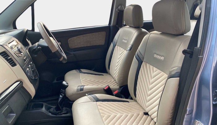 2017 Maruti Wagon R 1.0 VXI, Petrol, Manual, 66,341 km, Right Side Front Door Cabin