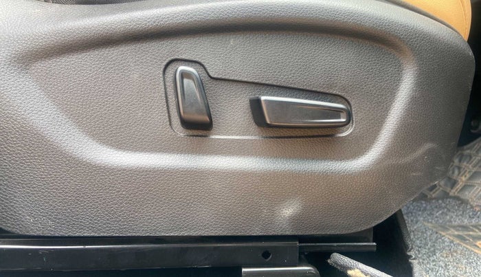 2021 KIA SELTOS HTX PLUS 1.5 DIESEL, Diesel, Manual, 39,132 km, Driver Side Adjustment Panel