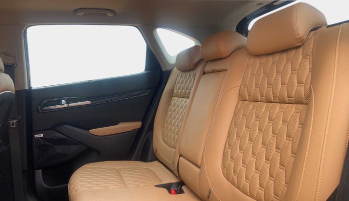 2021 KIA SELTOS HTX PLUS 1.5 DIESEL, Diesel, Manual, 39,132 km, Right Side Rear Door Cabin