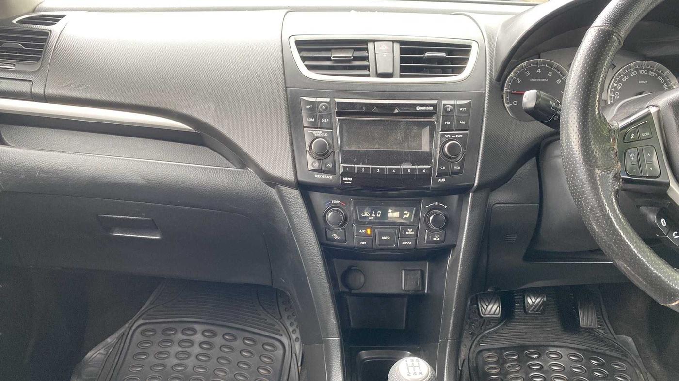 2016 Maruti Swift ZXI, Petrol, Manual, 64,434 km, Air Conditioner