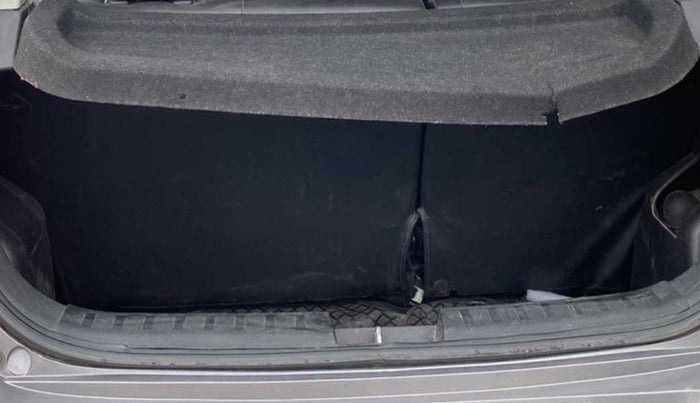 2016 Maruti Swift ZXI, Petrol, Manual, 64,434 km, Boot Inside