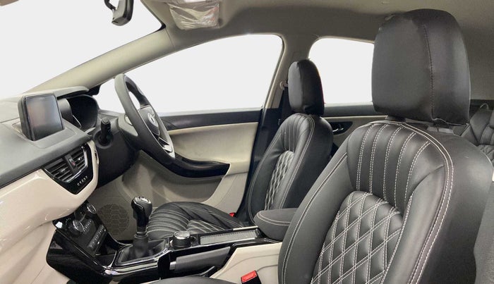 2022 Tata NEXON XZ PLUS PETROL, Petrol, Manual, 14,073 km, Right Side Front Door Cabin