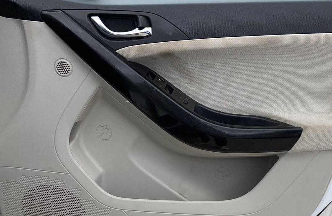 2022 Tata NEXON XZ PLUS PETROL, Petrol, Manual, 14,073 km, Driver Side Door Panels Control