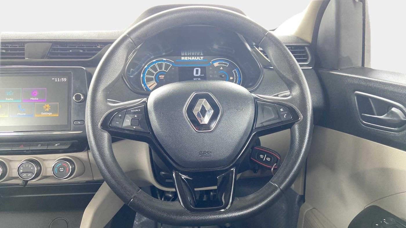 2023 Renault TRIBER RXT, Petrol, Manual, 3,061 km, Steering Wheel Close Up