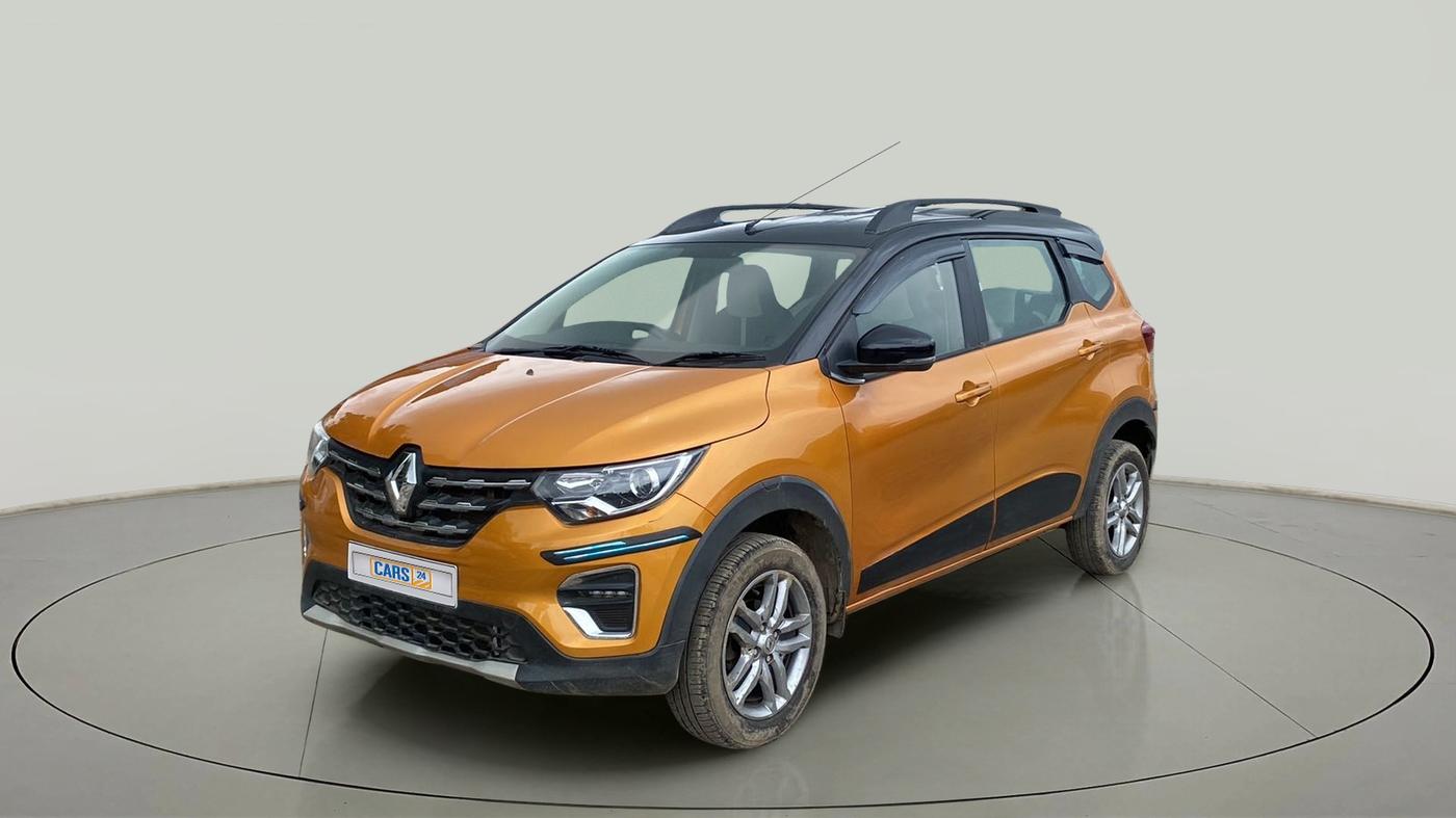 2022 Renault TRIBER RXZ, Petrol, Manual, 18,146 km, Left Front Diagonal