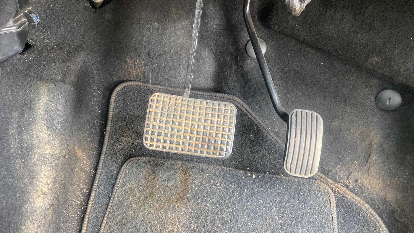 2018 Tata Tiago XZA PETROL, Petrol, Automatic, 33,275 km, Pedals