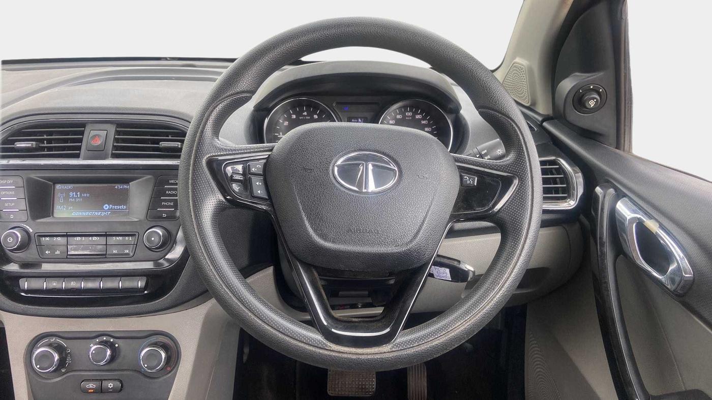 2018 Tata Tiago XZA PETROL, Petrol, Automatic, 33,275 km, Steering Wheel Close Up