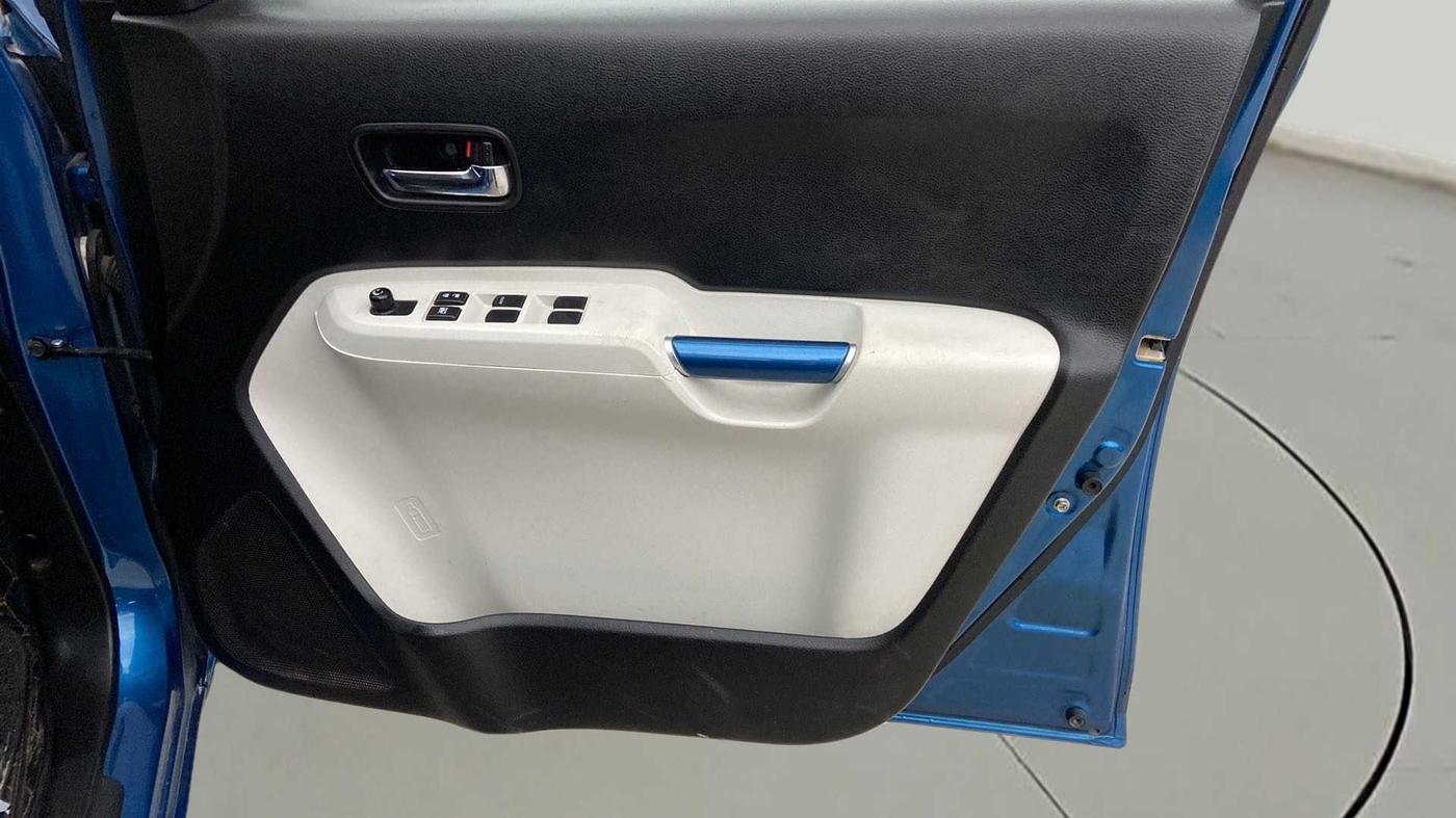 2018 Maruti IGNIS DELTA 1.2, Petrol, Manual, 29,766 km, Driver Side Door Panels Control