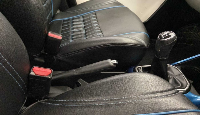 2018 Maruti IGNIS DELTA 1.2, Petrol, Manual, 29,766 km, Gear Lever