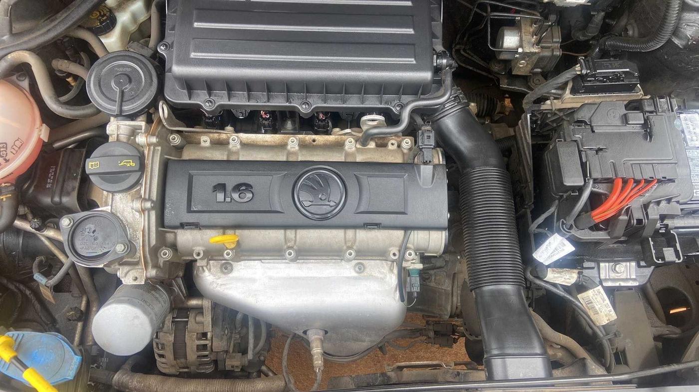 2018 Skoda Rapid AMBITION 1.6 MPI AT, Petrol, Automatic, 18,349 km, Open Bonet
