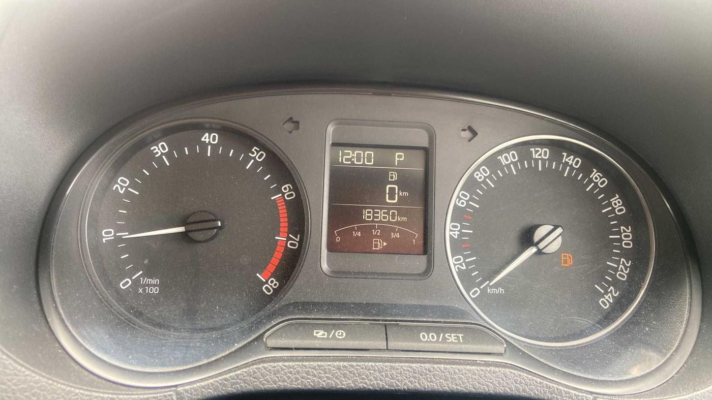 2018 Skoda Rapid AMBITION 1.6 MPI AT, Petrol, Automatic, 18,349 km, Odometer Image