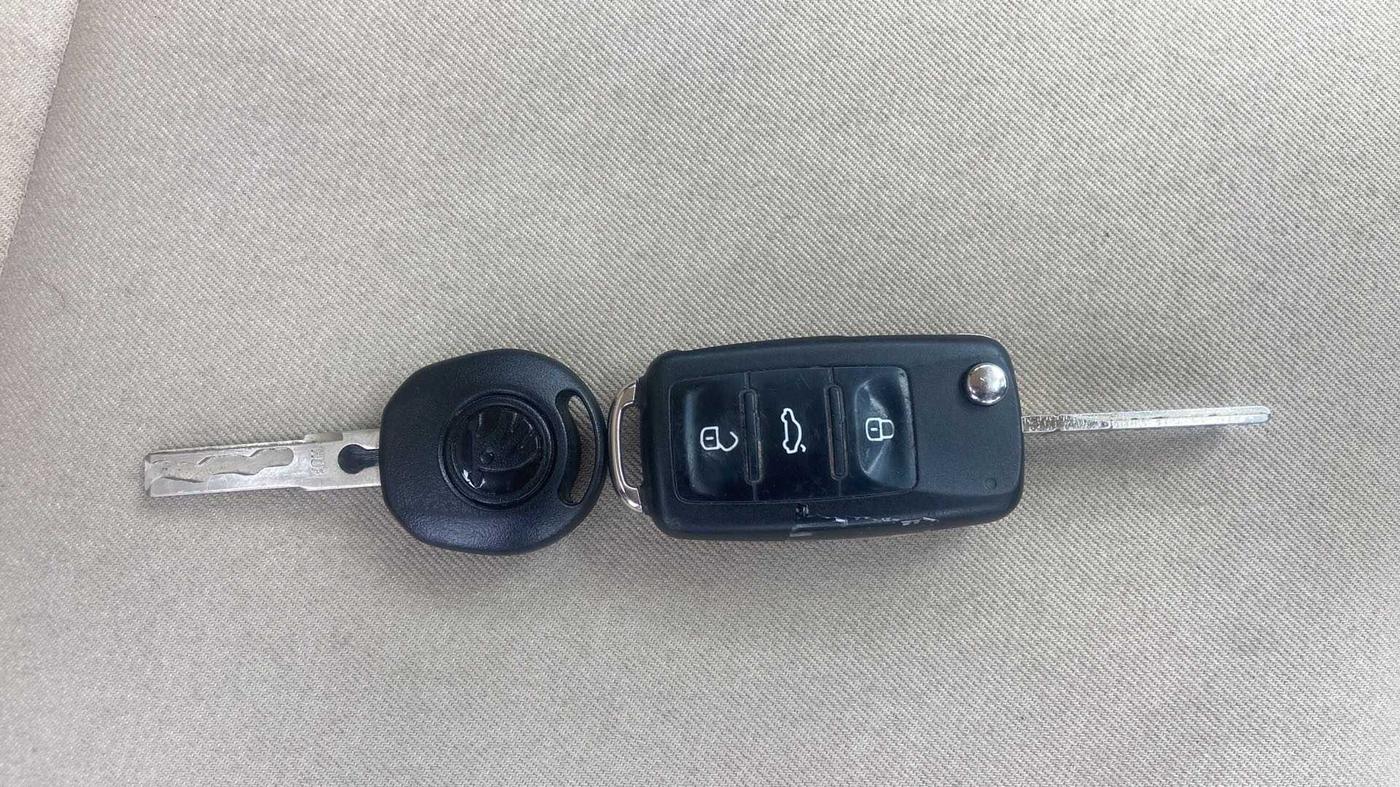 2018 Skoda Rapid AMBITION 1.6 MPI AT, Petrol, Automatic, 18,349 km, Key Close Up
